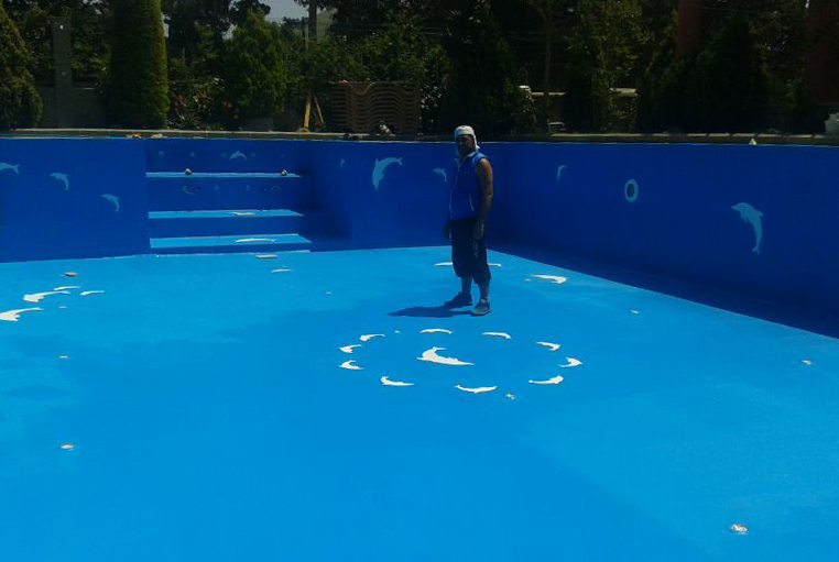 Antalya swimming pool made waterproof with Graco Reactor