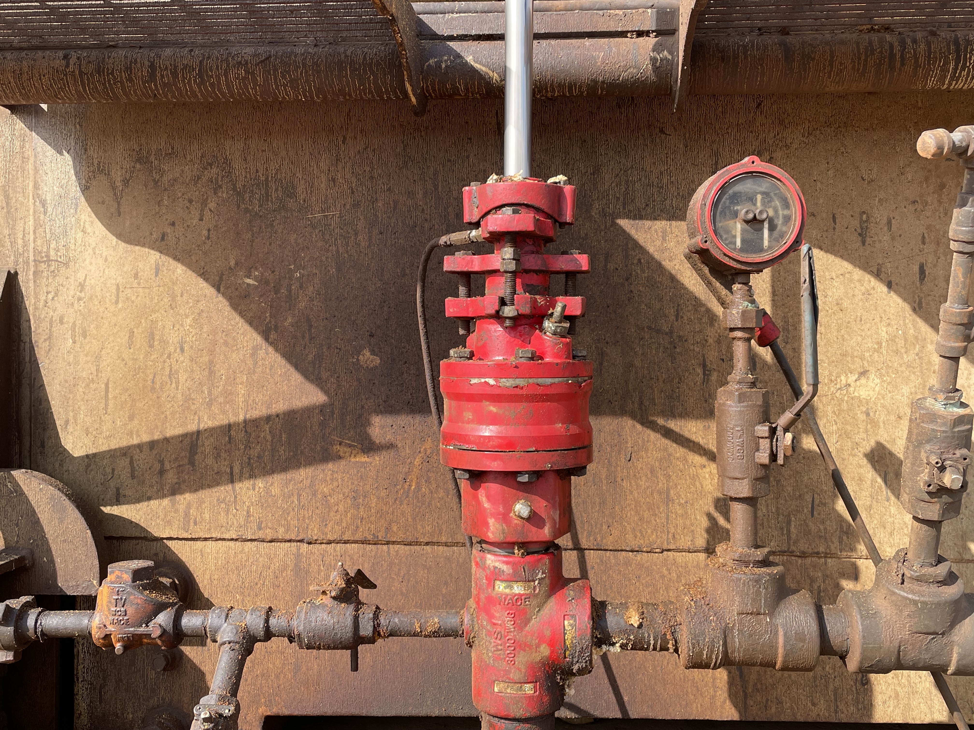 자동 윤활제를 도입한 후의 스터핑 박스 외관