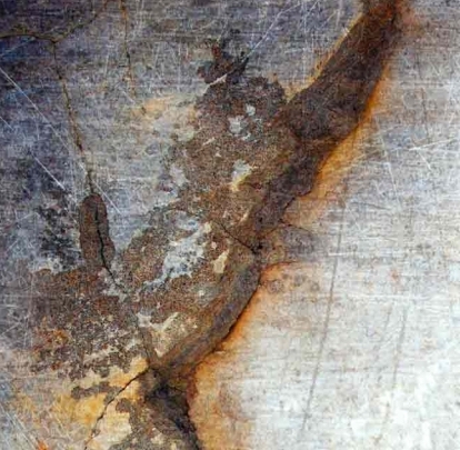 crevice-corrosion thumb.jpg