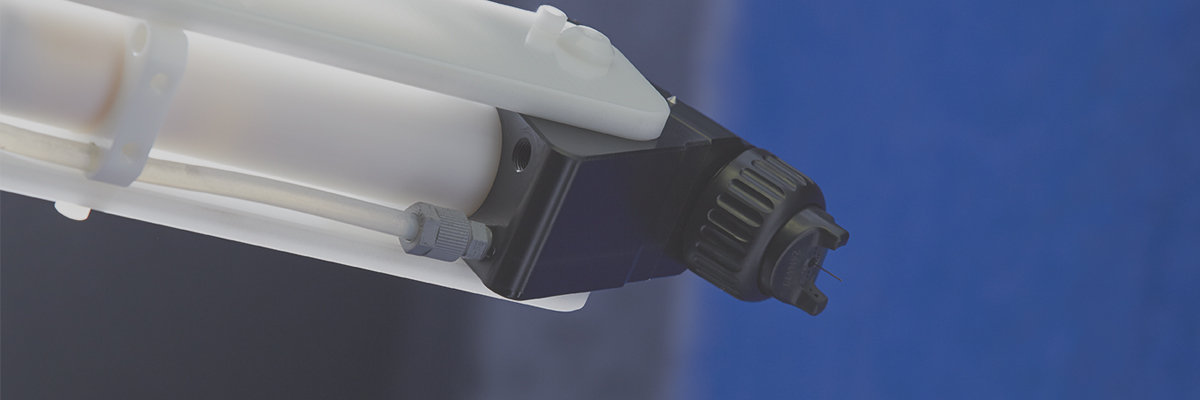 Pro Xpc automatic electrostatic spray gun on a robot arm