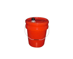 20 to 25 liter pails