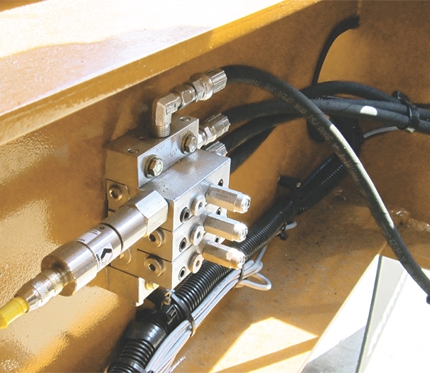 Category_Flow Divider Valves_Heavy Equipment_Lubrication_Energy_Alt_1